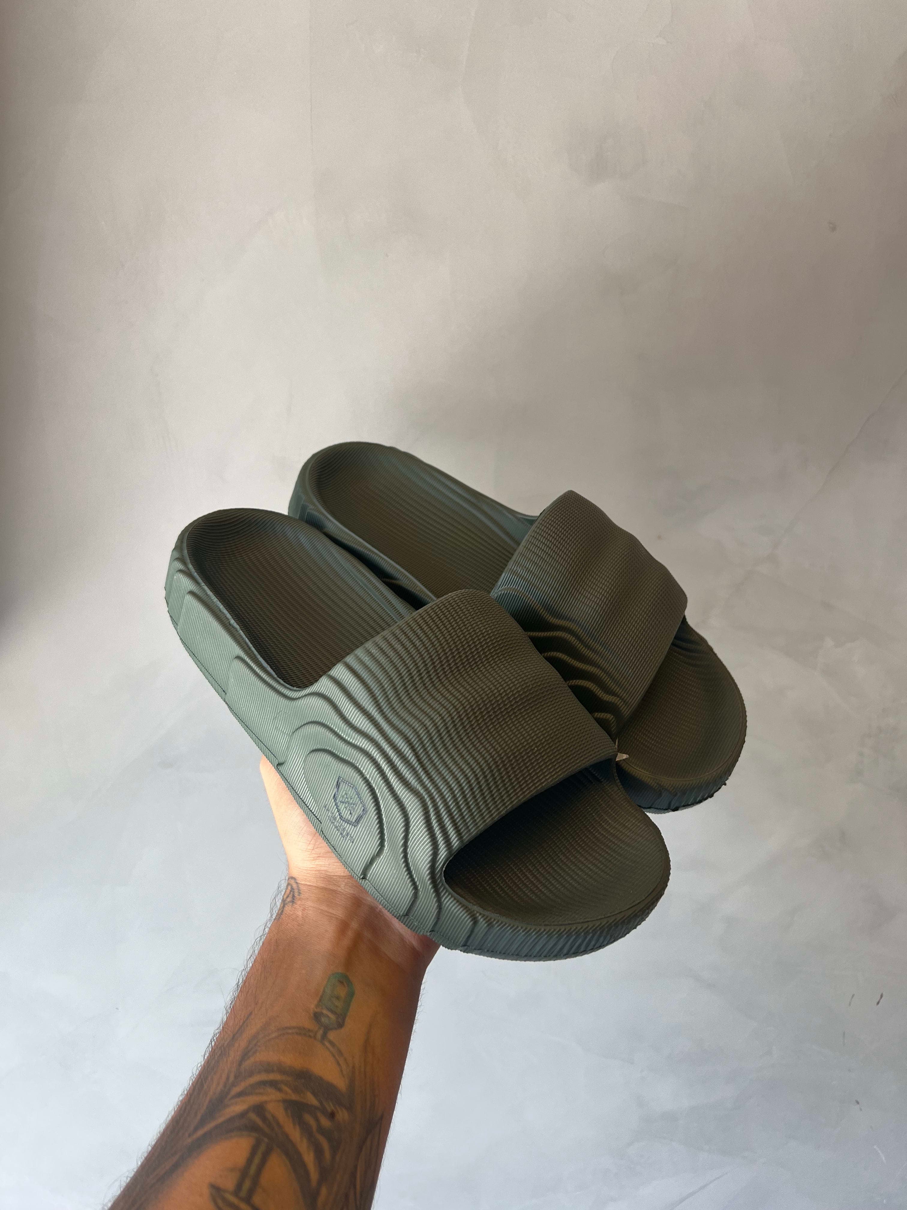 Chinelo Nuvem 3D